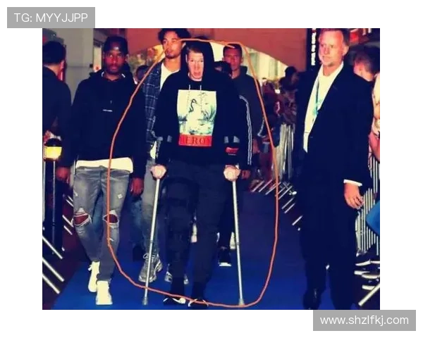 卡斯尔与文班训练赛中膝盖相撞受伤初步评估显示伤势并不严重