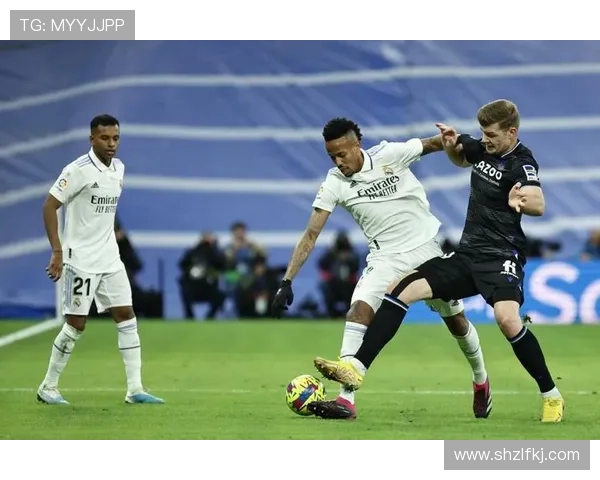 尤文图斯球探亲赴现场考察埃尔切年轻中前卫罗德里戈门多萨表现